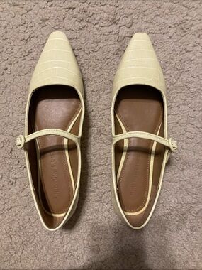 Who What Wear Yellow Croc-Embossed Mary Jane Flats